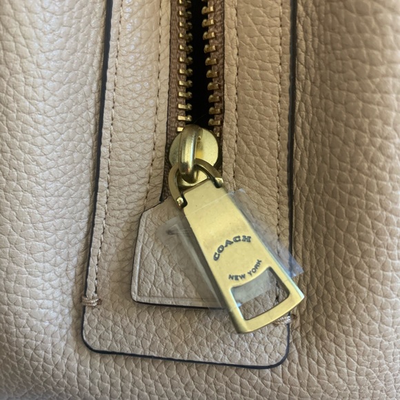 Coach Bryant Cobvertable Carryall - Picture 7 of 9